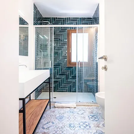 Domus Piramide Bed & Breakfast Rome