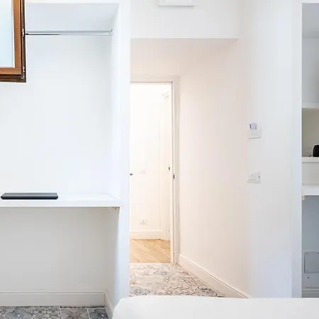 Domus Piramide Bed & Breakfast